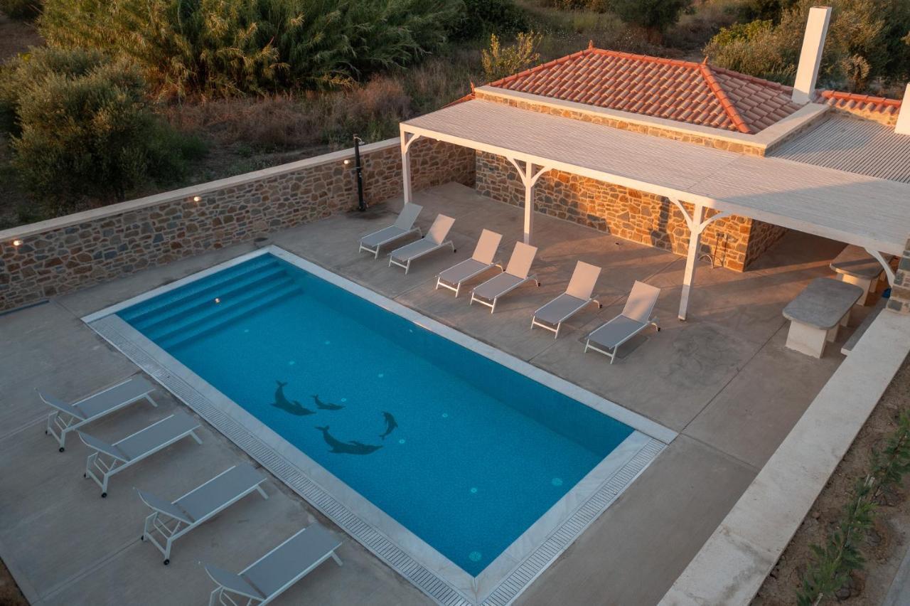 Lithos Suites Finikounda Exterior foto