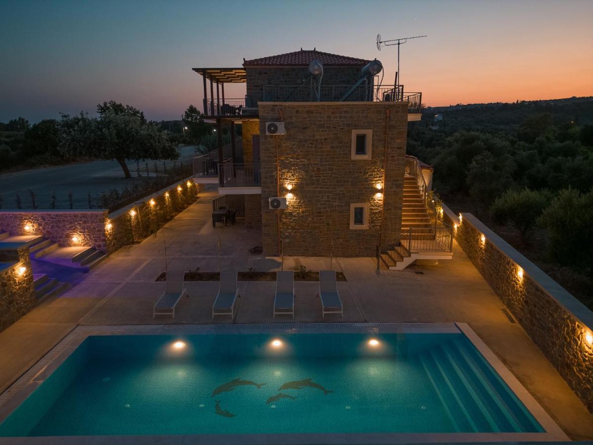 Lithos Suites Finikounda Exterior foto