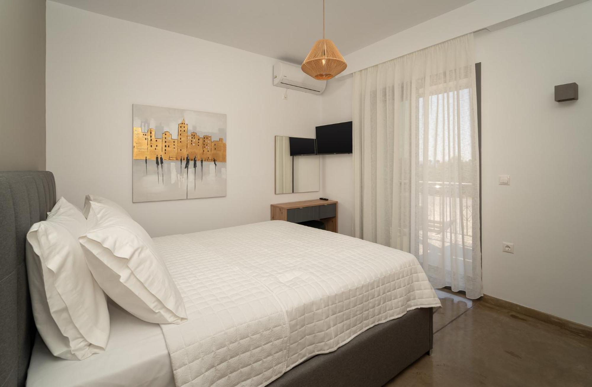 Lithos Suites Finikounda Exterior foto