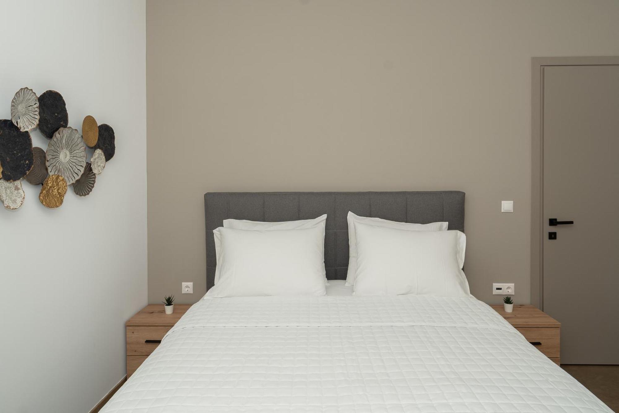 Lithos Suites Finikounda Exterior foto
