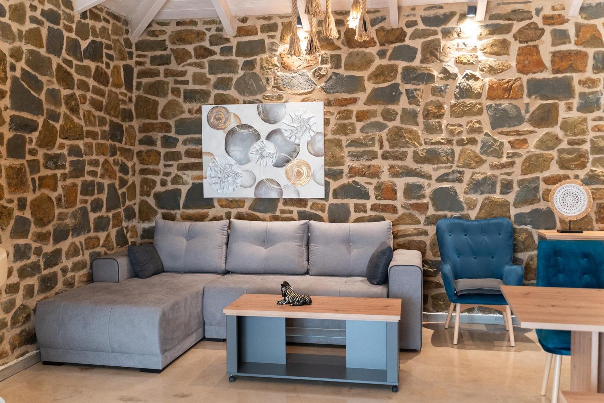 Lithos Suites Finikounda Exterior foto